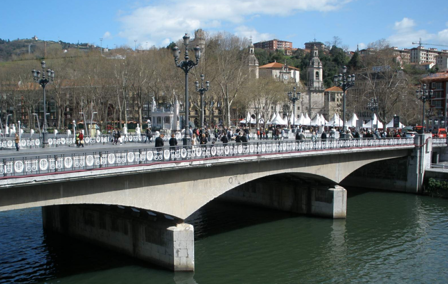 Una ruta por los maravillosos puentes de Bilbao y su historia Una ruta por los maravillosos puentes de Bilbao y su historia